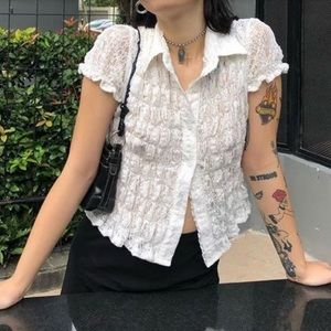 Short sleeve collar lace smocked shirt